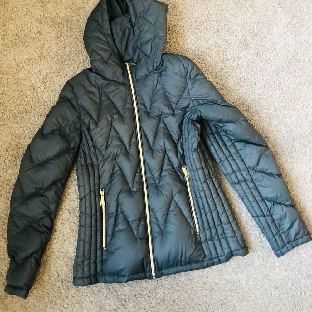Micheal Kors Packable down fill jacket